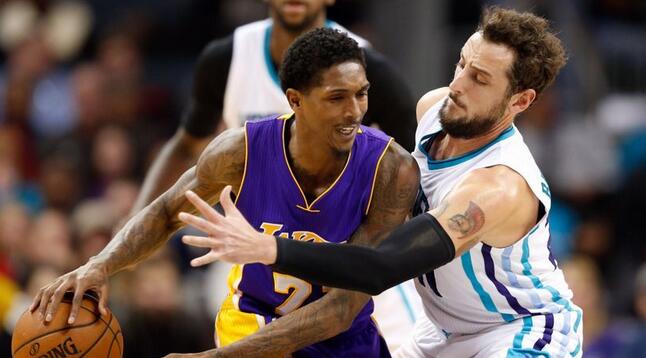 据俱乐部公 据俱乐部公