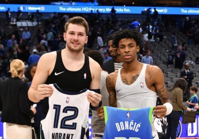 并通过社交